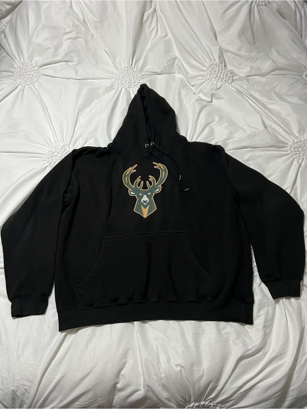 Fanatics Giannis Antetokounmpo Milwaukee Bucks Black Sweatshirt Hoodie
• Size XL